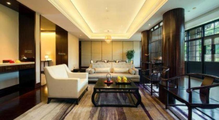Eadry Royal Garden Hotel Haikou 33/54