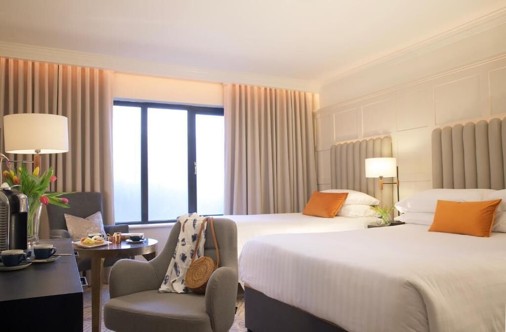 Castlecourt Hotel 13/54