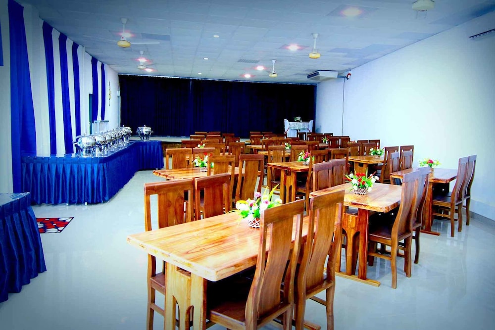 Hotel Dunhinda 6/7