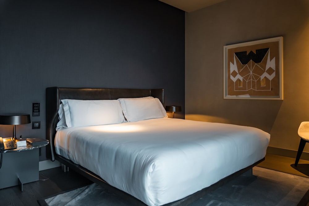 SUITE, BALCONY