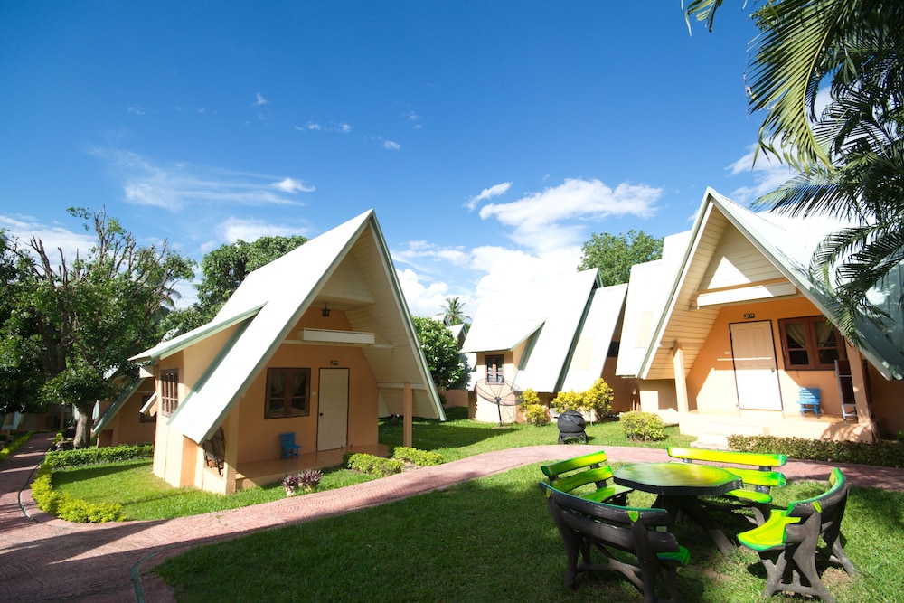 Touch Star Resort 6/66