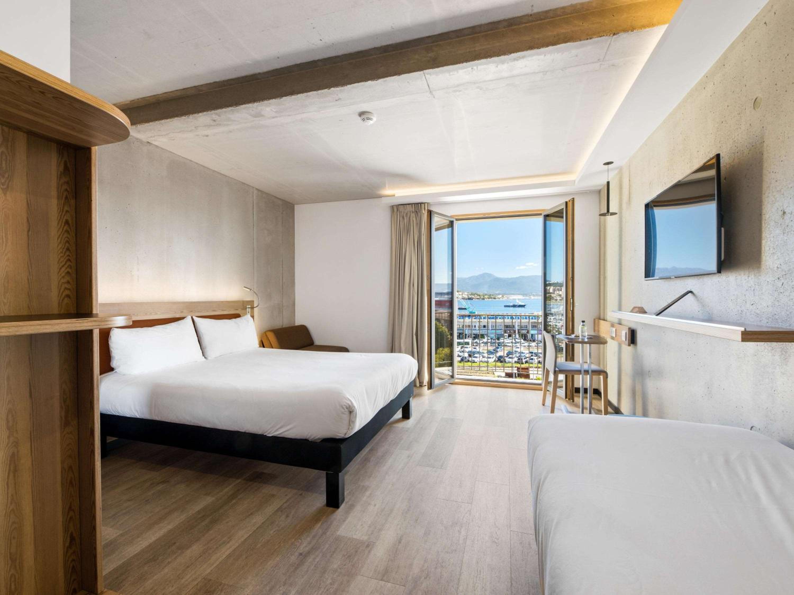 STANDARD, GULF VIEW