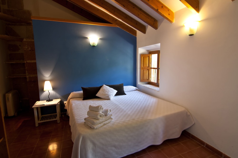Petit Hotel Hostetgeria La Victoria 3/46