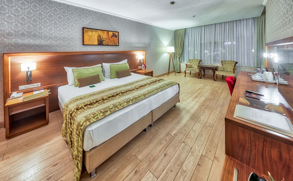 STANDARD, DOUBLE OR TWIN BED