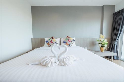 Deluxe, Double Bed
