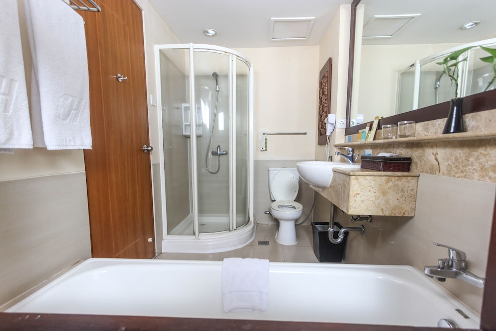 The Jayakarta Suites Bandung 13/71