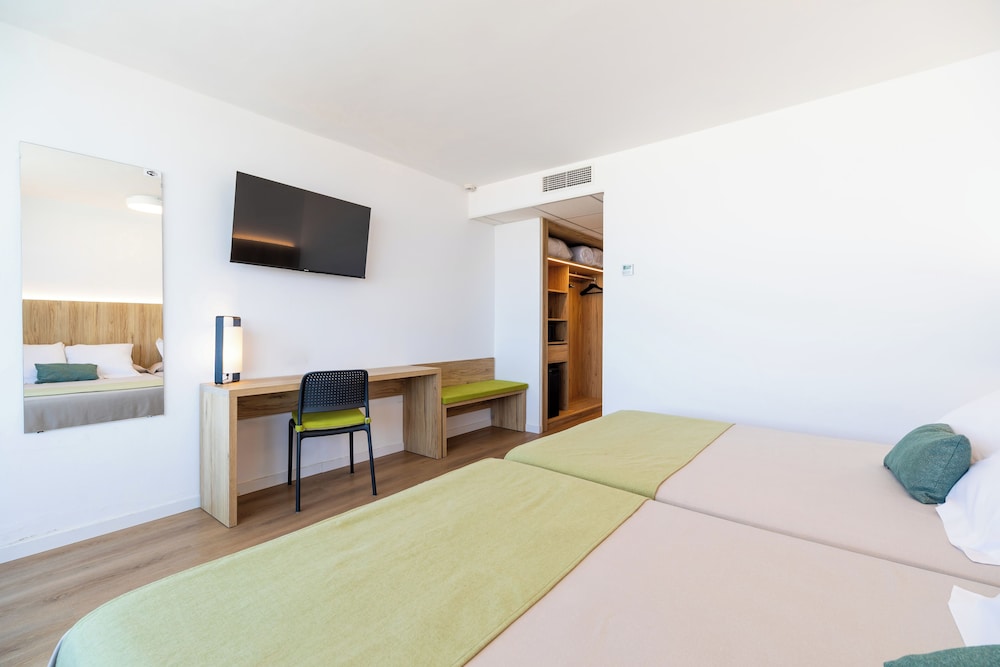 غرفة بسريرين مزدوجين، Ohtels Carabela Beach And Golf Hotel 3/6