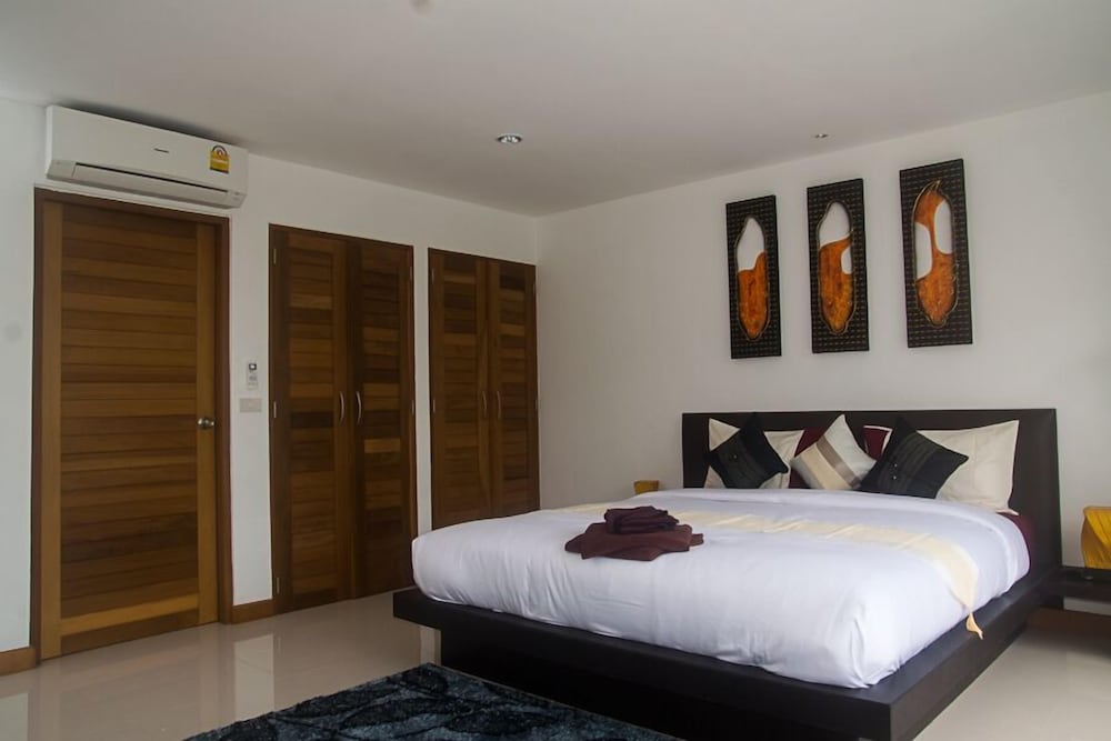 Tropical Sea View Residence 21/60