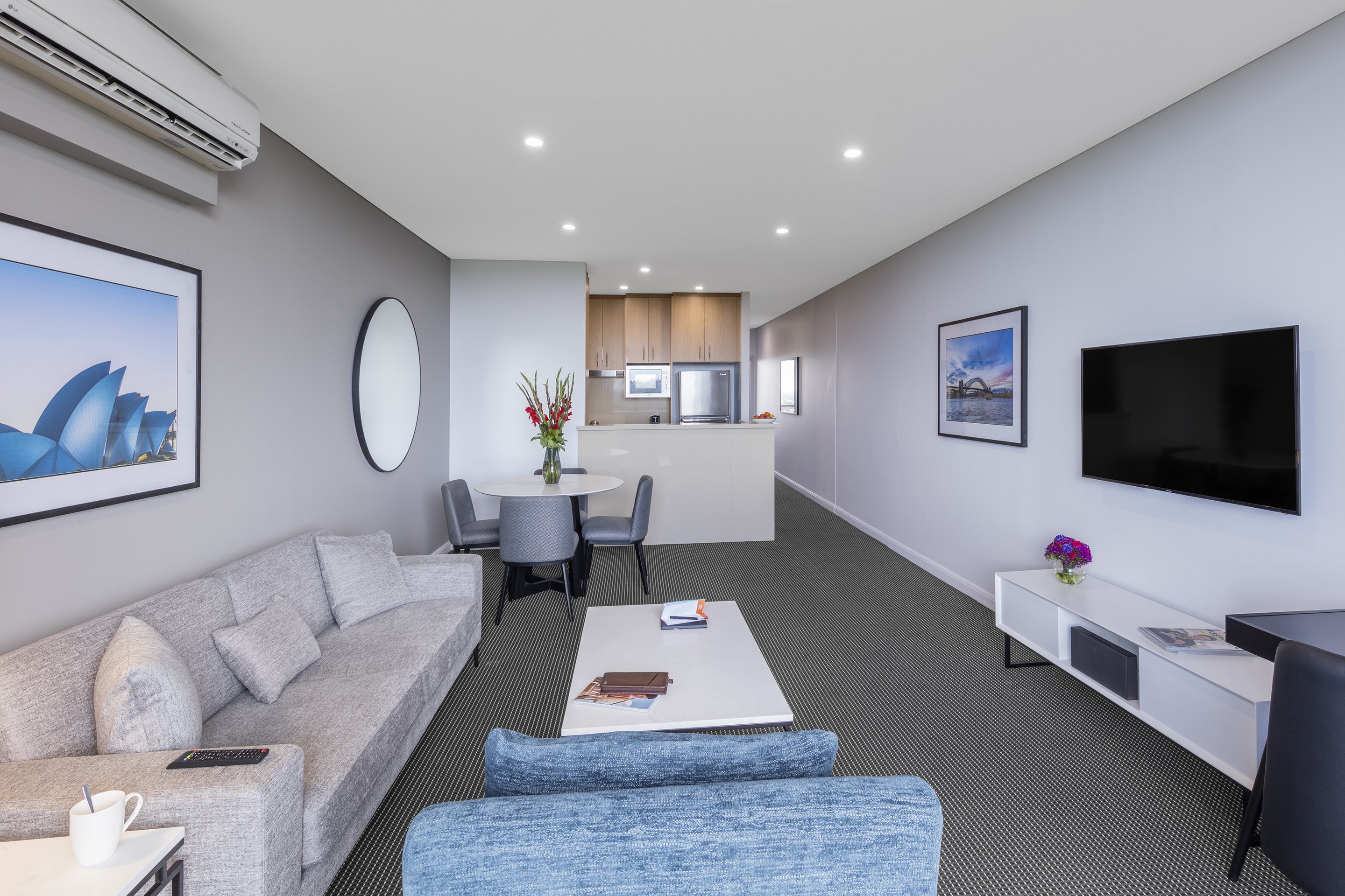 Meriton Suites Waterloo 3/9