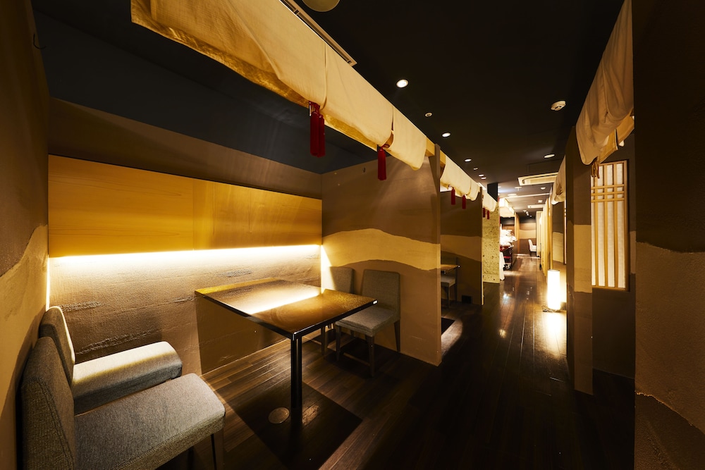 Ginza Grand Hotel 53/67