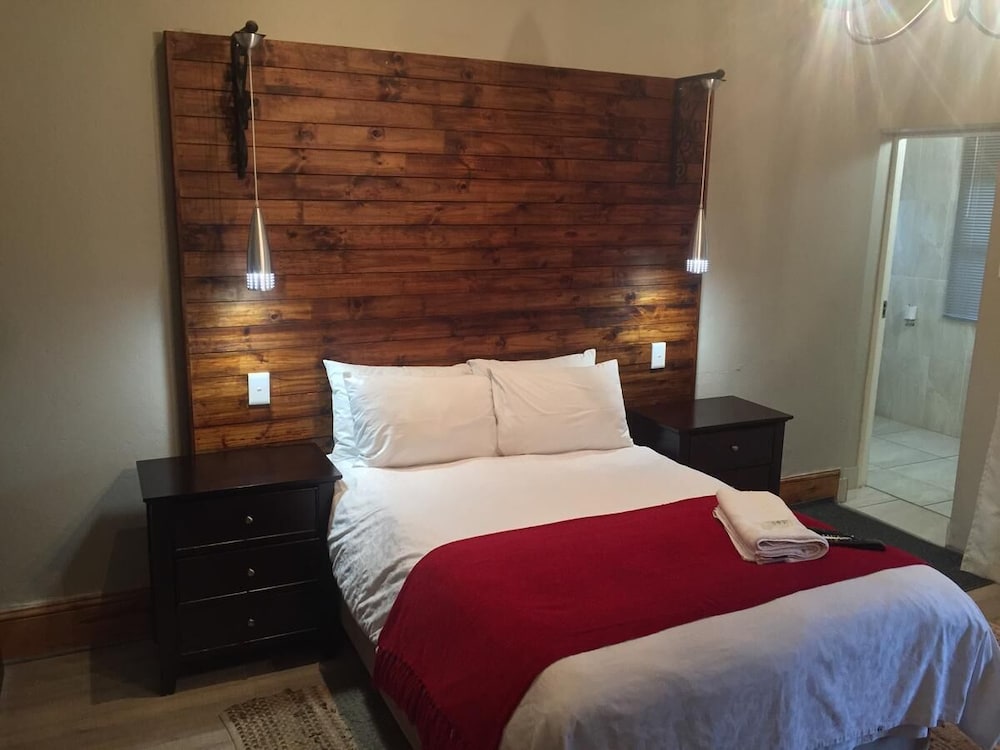 Tranquil House B&B @ 10 Berry St 4/44