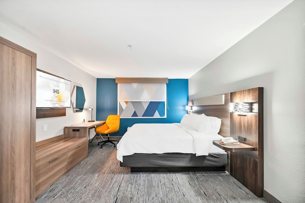 Standard, King Bed, Accessible