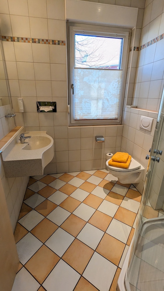 Ambient Hotel Am Europakanal 49/50