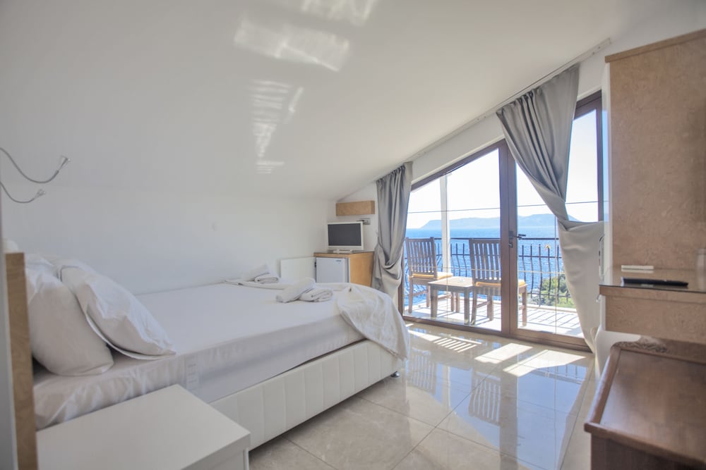 Ferah Hotel 26/71