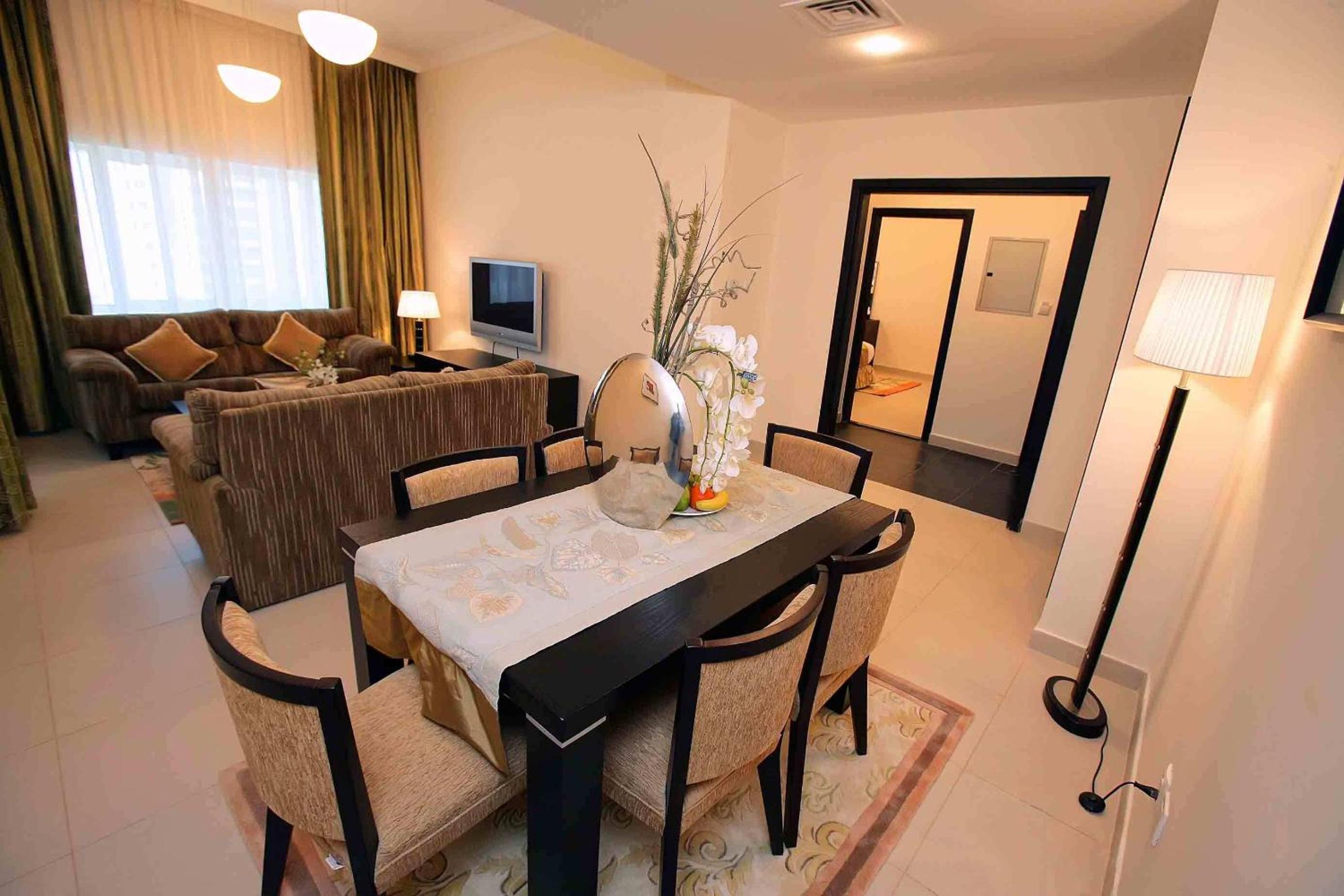 Gulf Oasis Hotel Apartments 48/55