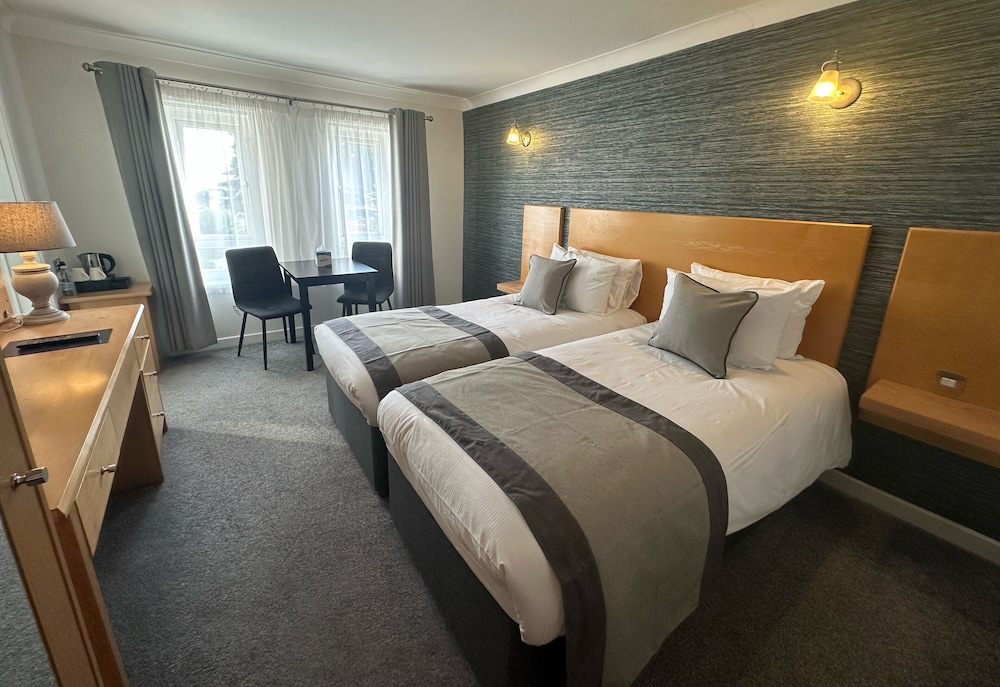 Stradey Park Hotel 7/50