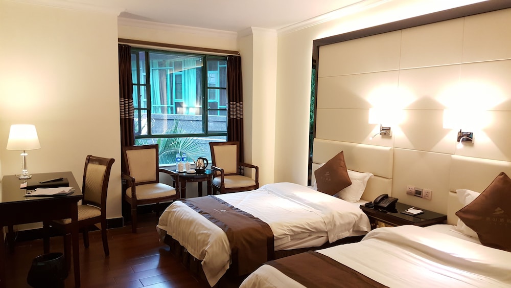 Grand Villa Hotel 20/39