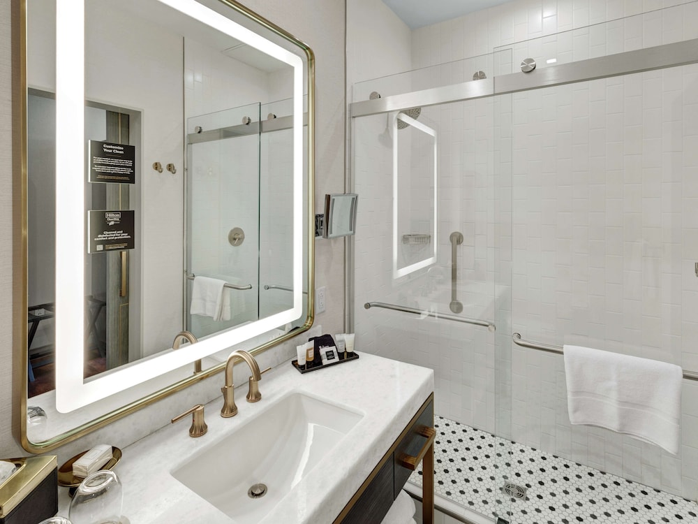 Tulsa Club Hotel Curio Collection By Hilton 22/89