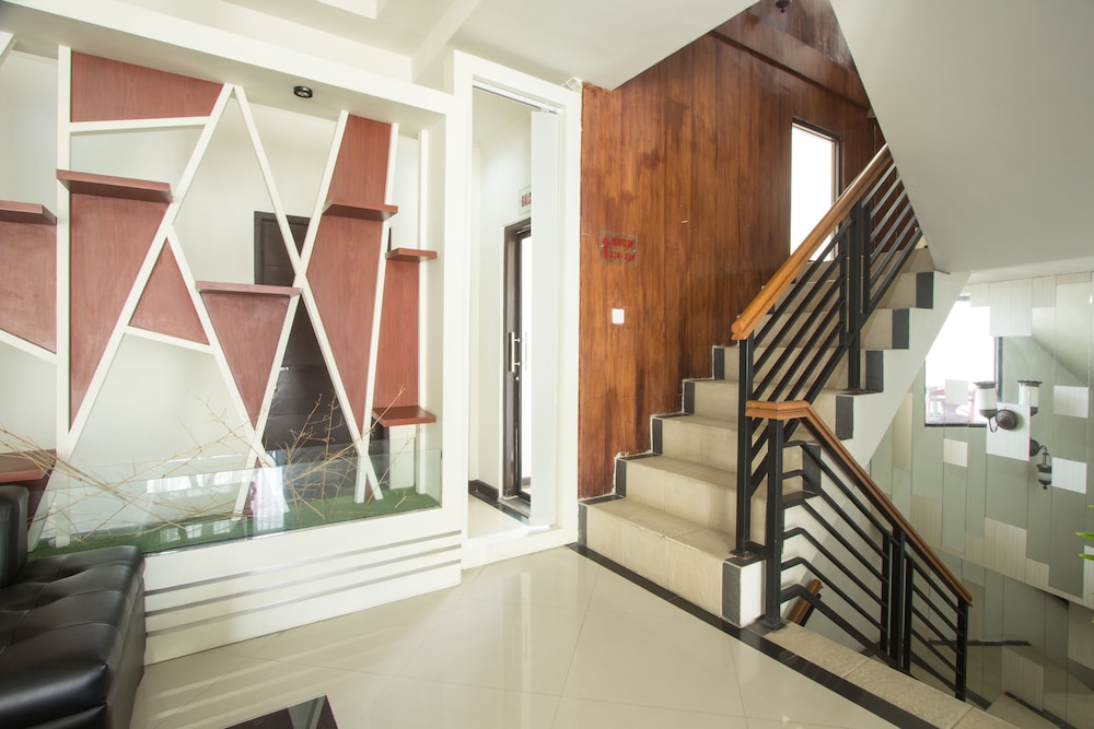 Maxi Hotel Kedonganan 10/47