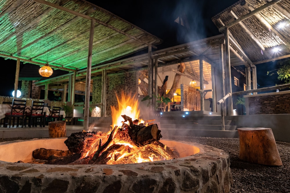 Gooderson Dumazulu Lodge and Traditional Village 17/50