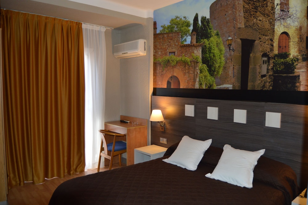 HOTEL CIUTADELLA 18/52