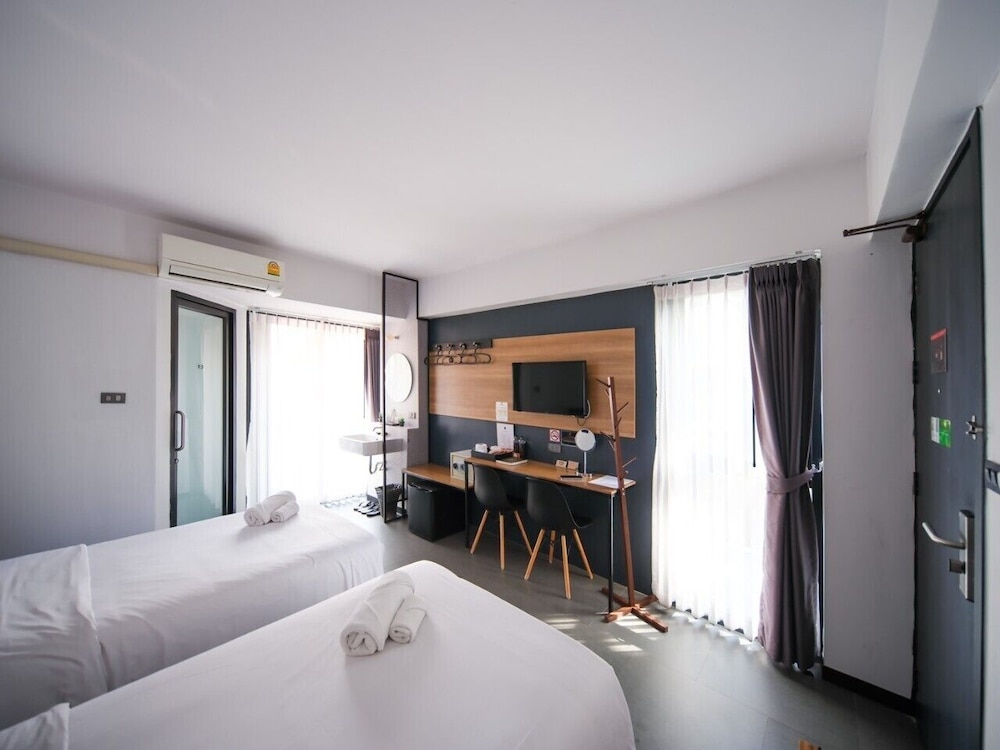 STANDARD, TWIN BEDS