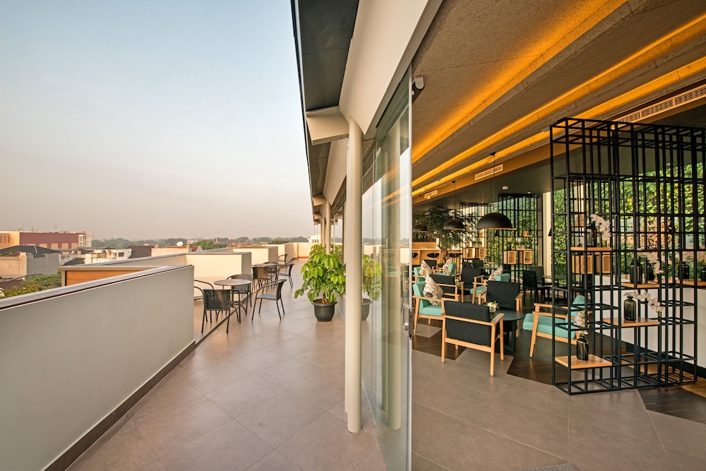 Tama Boutique Hotel 35/50