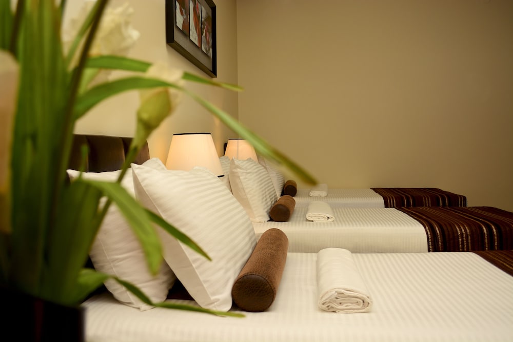 Hotel Diamond Dat Exx Company 15/55