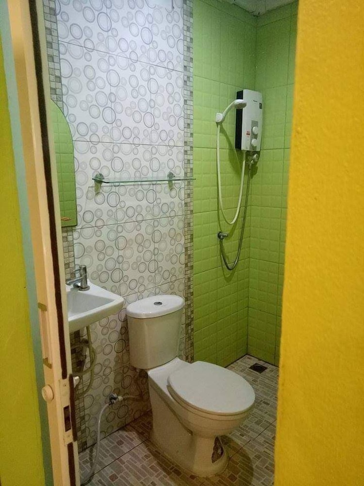 DELUXE, DOUBLE BED