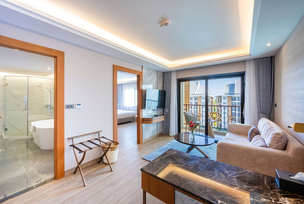 Wyndham Jomtien Pattaya 18/50