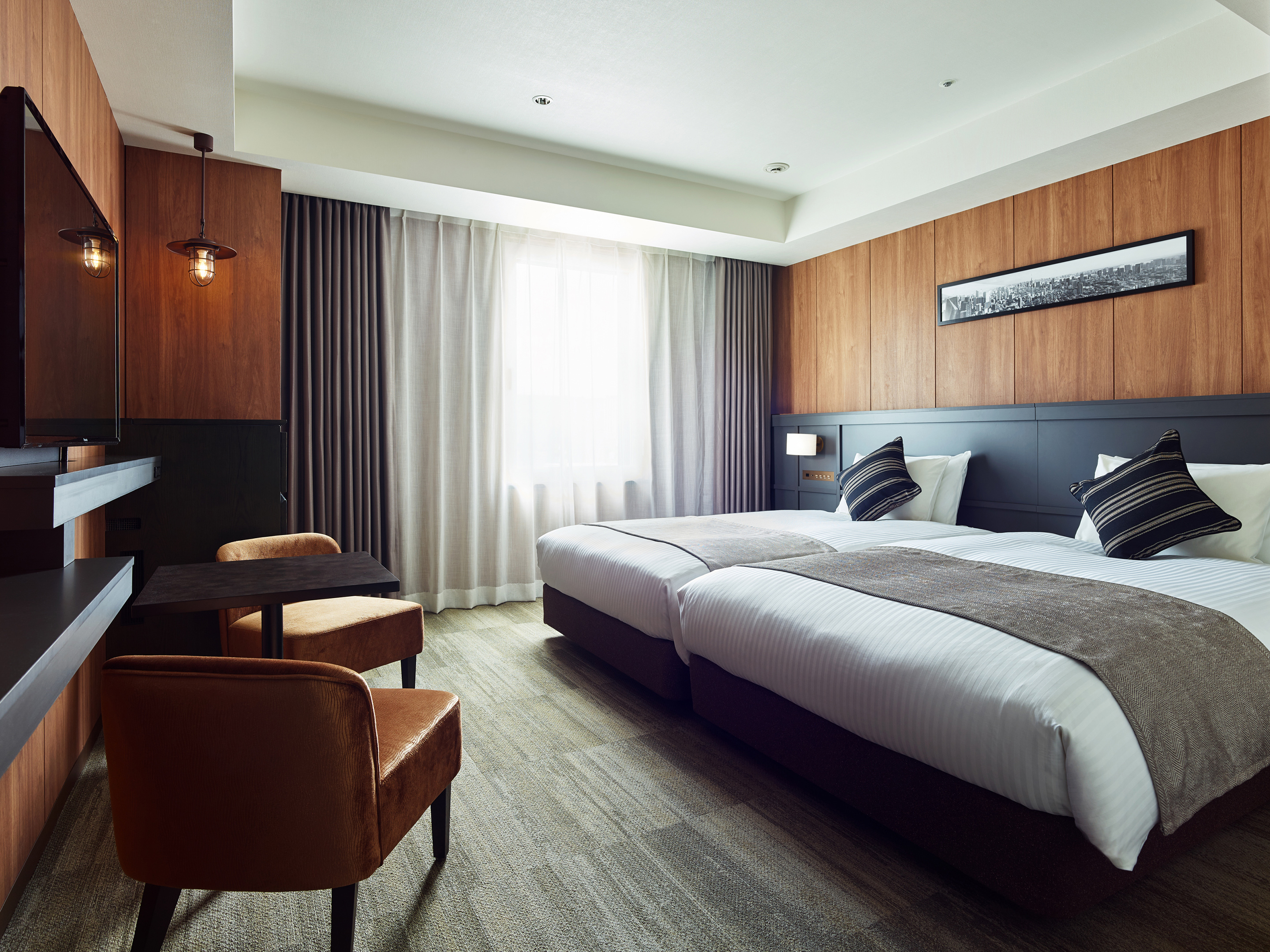Moderate, Twin Beds