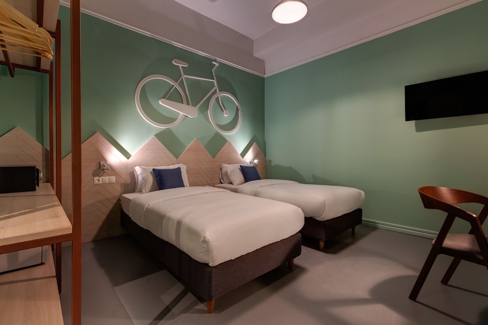 Colors Urban Hotel 54/75
