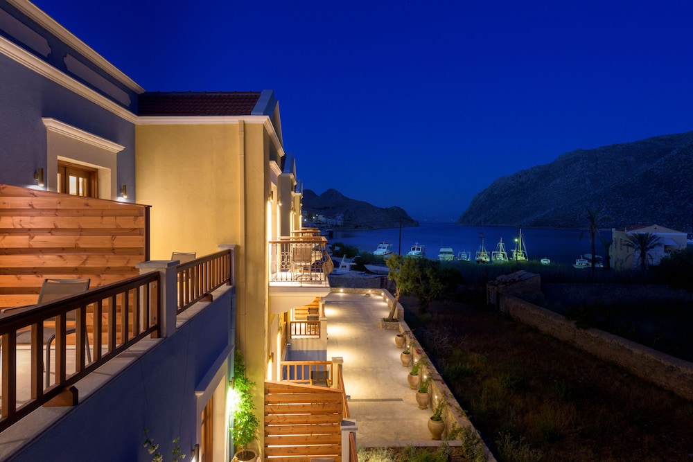 A Symi Residences 17/68
