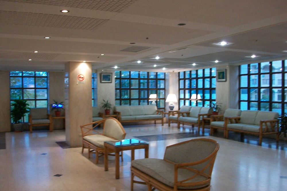 KinSa Holiday Hotel 11/19