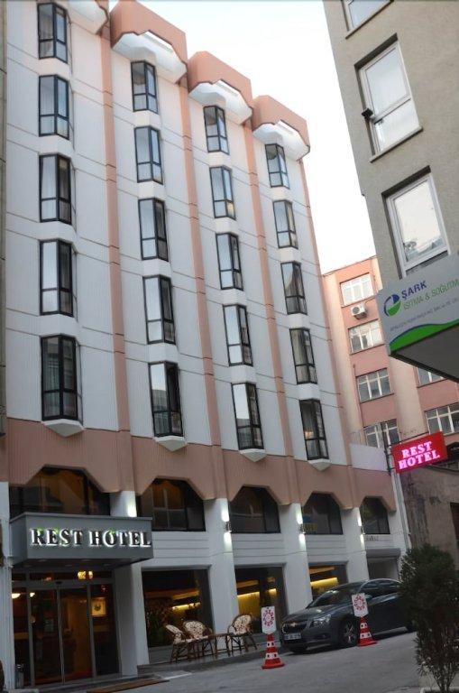 Rest Hotel 2/23