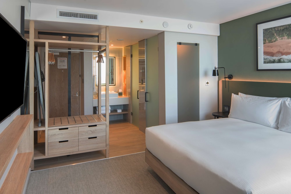 ROOM, KING BED, SEA VIEW, SOFA