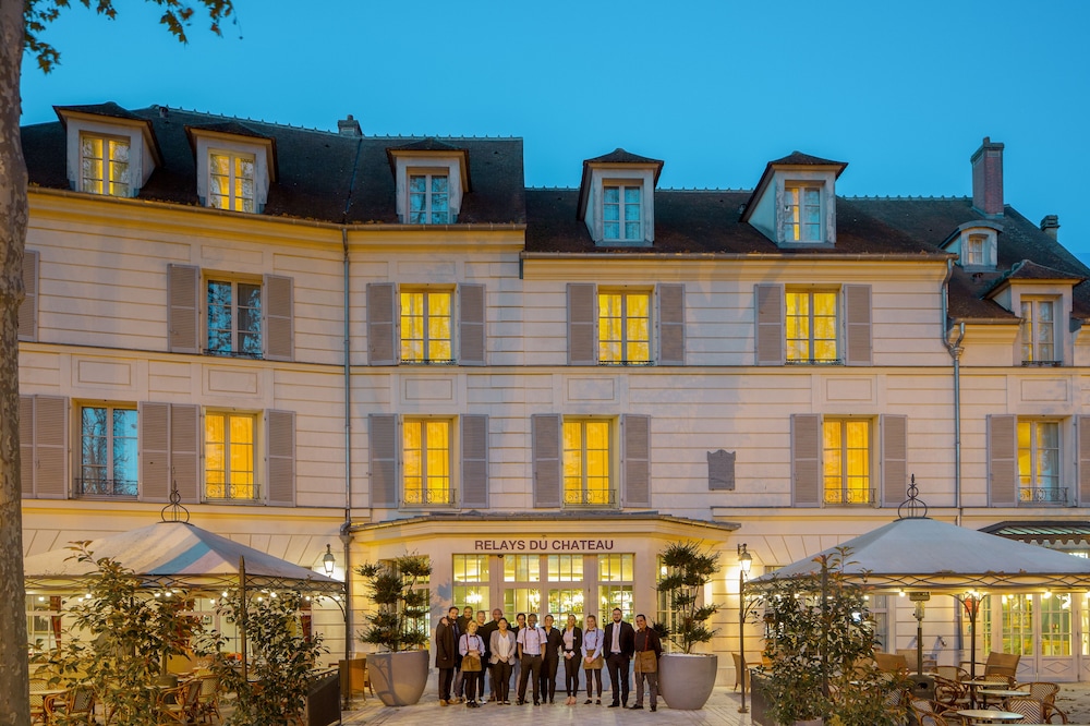 Mercure Rambouillet Relays du Chateau 3/79
