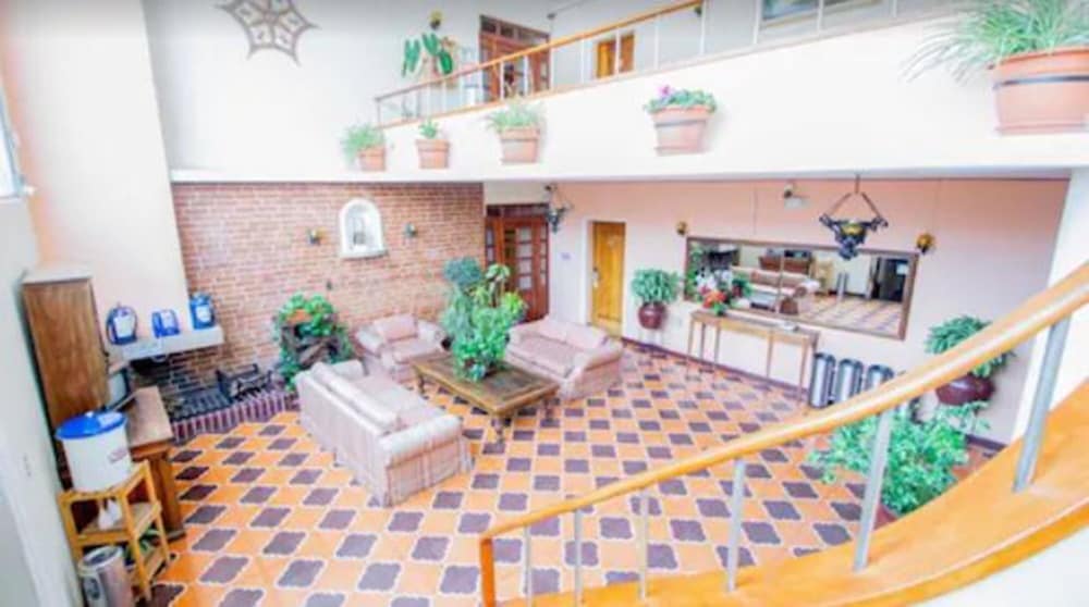 PENSION BONIFAZ 4/29