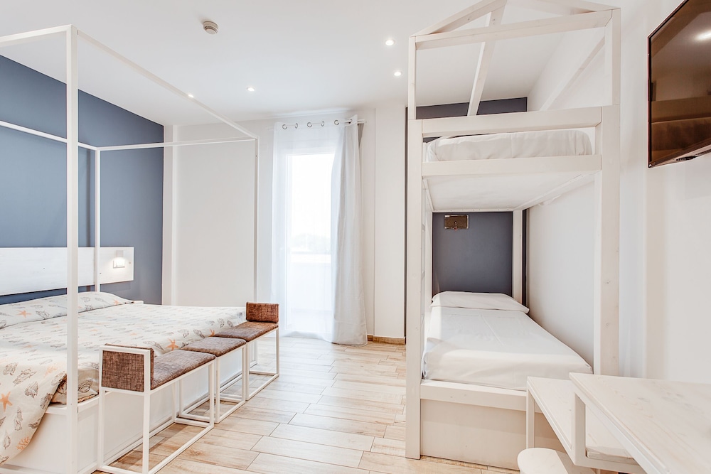 Evo Boutique Hotel 33/43