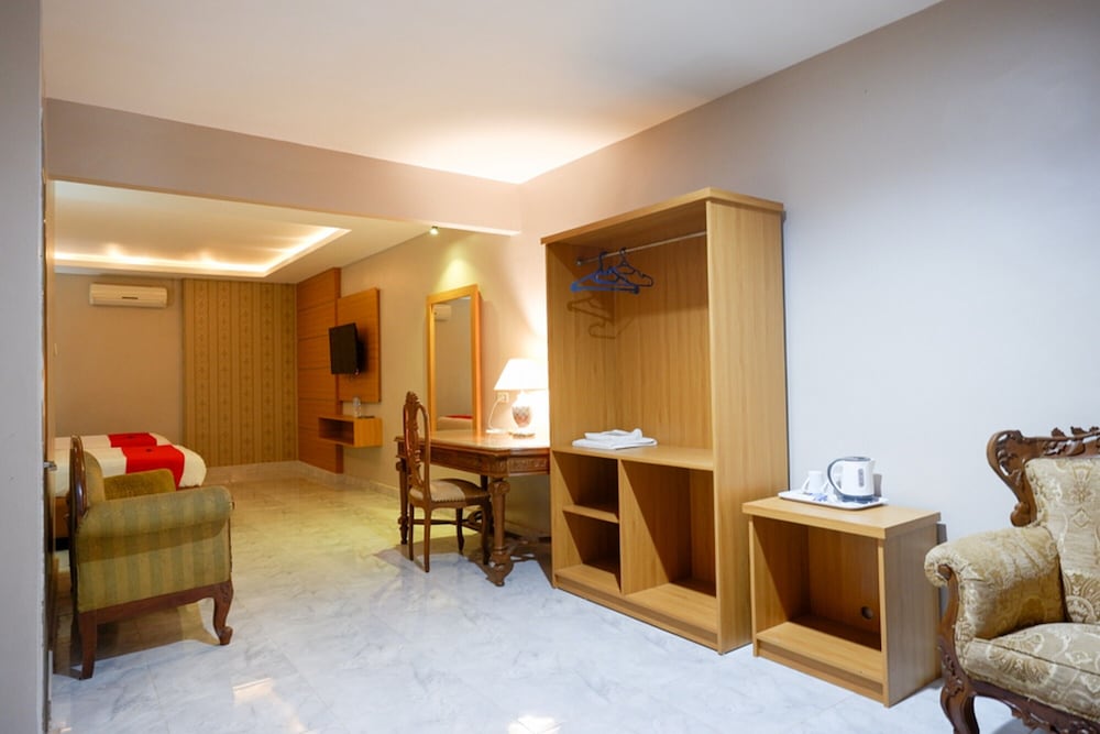 RedDoorz Plus @ Hotel Srikandi Kendari 42/50