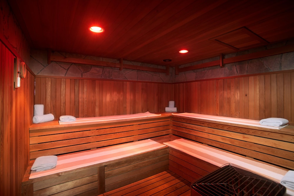 swimming pool spa