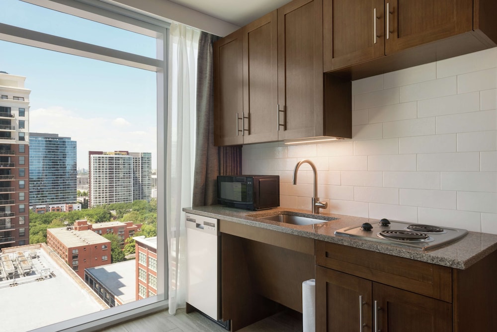 Homewood Suites by Hilton Chicago Downtown South Loop 24/49