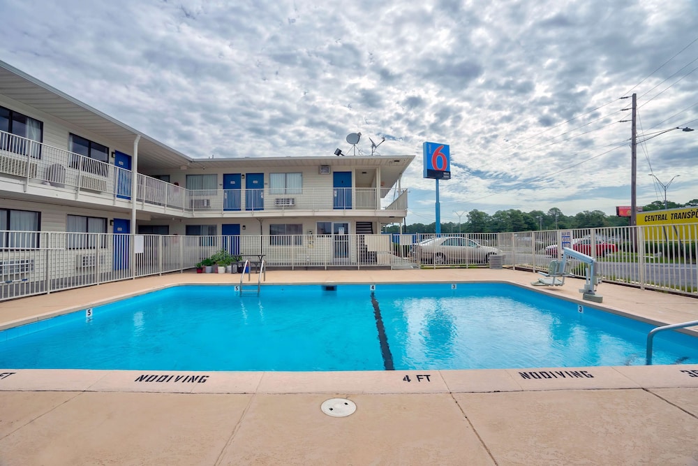 Motel6 Lumberton, NC in LUMBERTON - NC