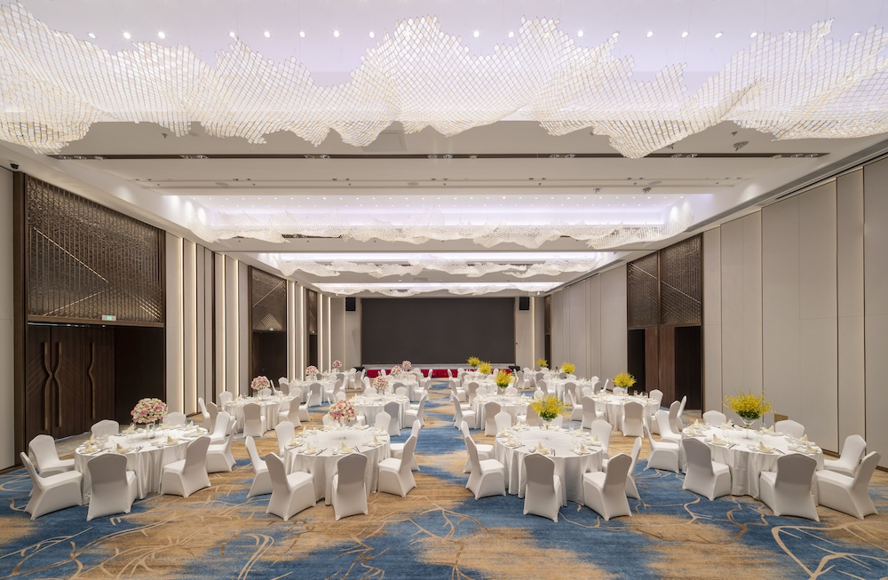Radisson Collection Resort Nanjing 30/40