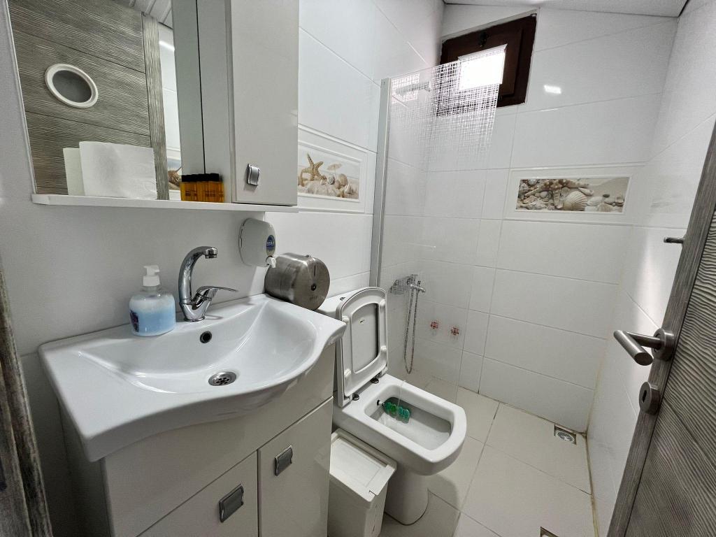 Giritli Rum Meyhanesi Butik Otel 43/48