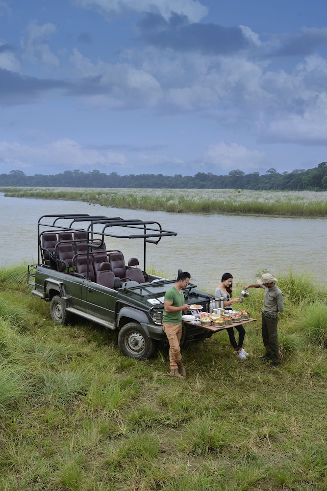 BARAHI JUNGLE LODGE 41/50