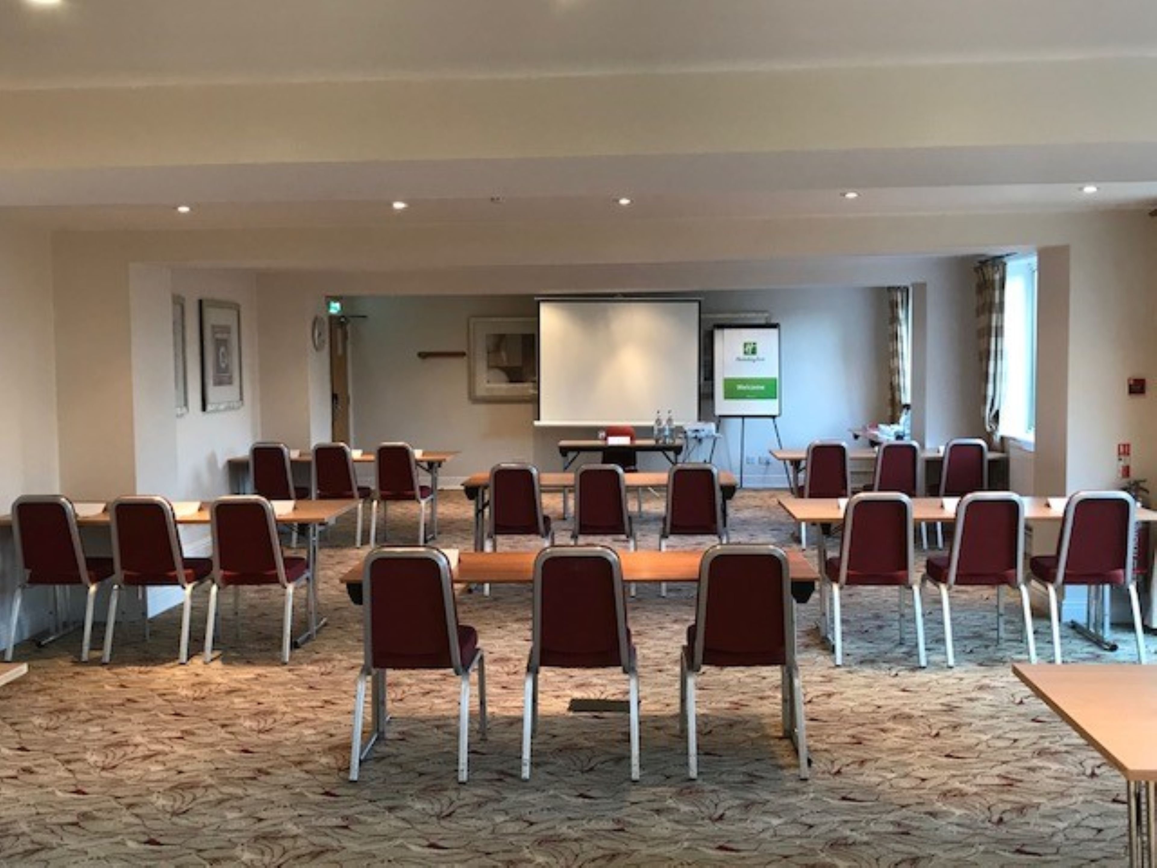 HOLIDAY INN ASHFORD NORTH 45/55