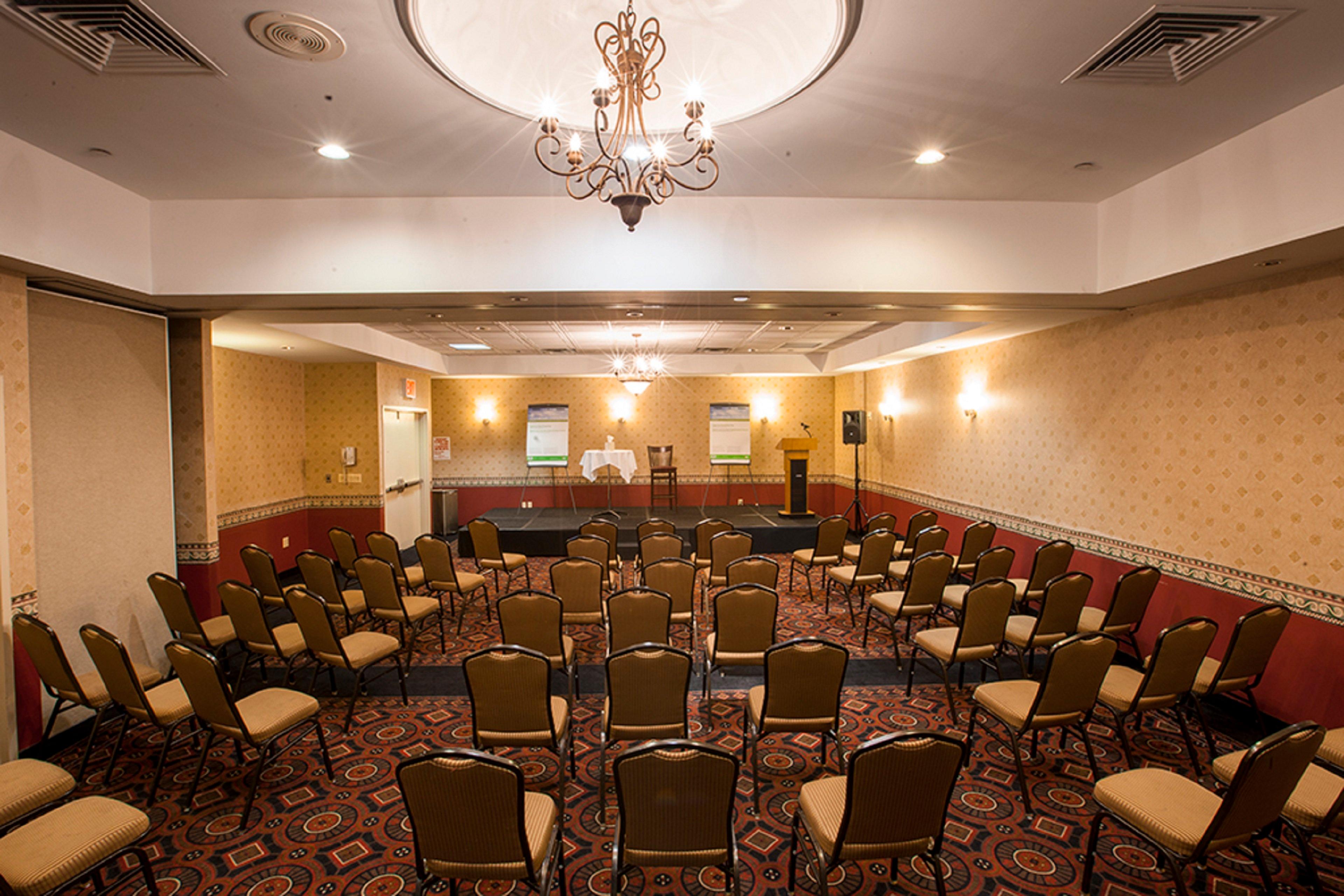 The LaGuardia Hotel 29/34