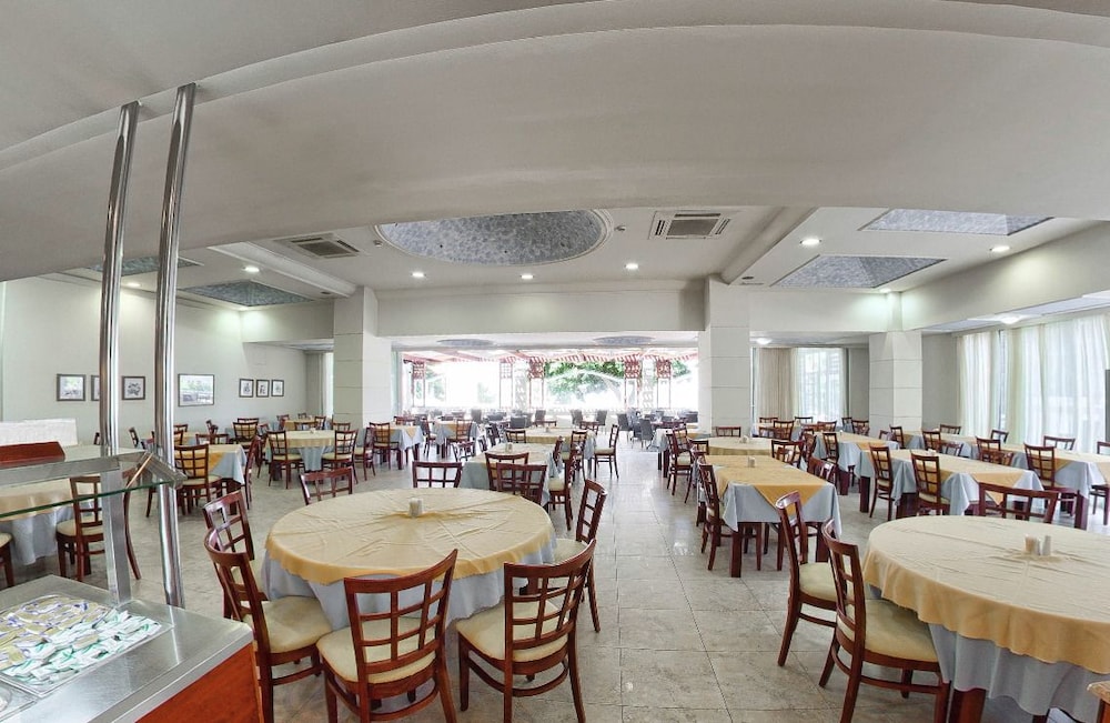 Sirene Beach Hotel 42/52