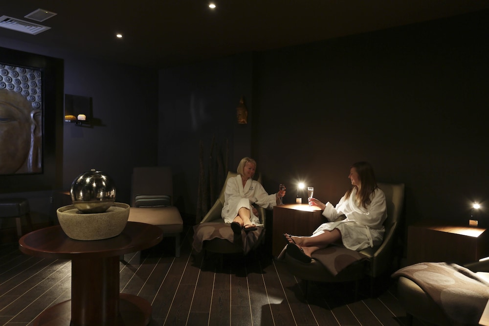 Macdonald Forest Hills Hotel & Spa 52/67